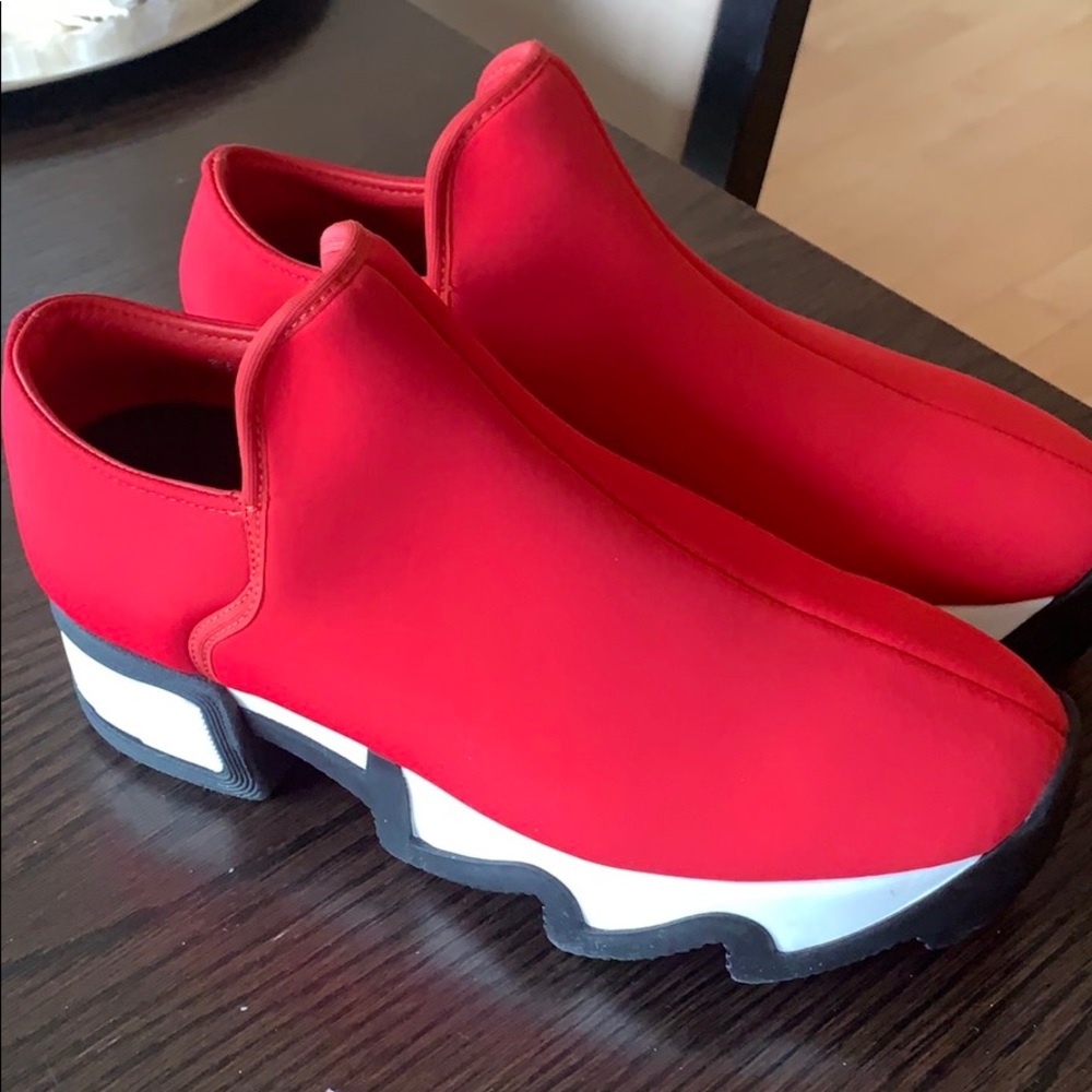 Used like new iRi SHOEA